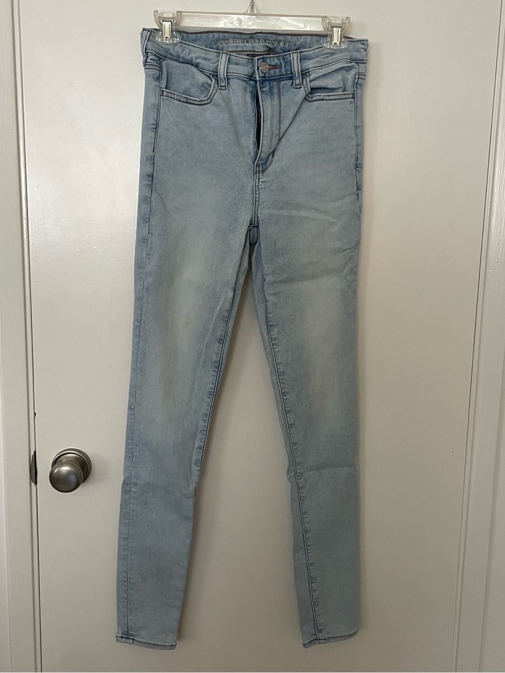 American Eagle Super High Rise Jegging, 6L